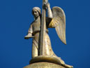 Севастополь. Сапун-гора. Часовня святого Георгия. Позолоченный ангел. 
Размер: 700x933. 
Размер файла: 558.41 КБ